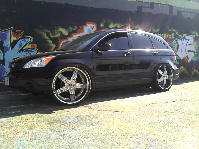 photo 1 Honda CR-V custom wheels 24x, ET , tire size X R24. x ET