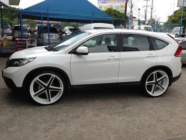 photo 2 Honda CR-V custom wheels   24x9.0, ET , tire size 245/30 R24. x ET