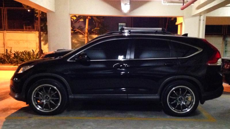 photo 2 Honda CR-V custom wheels Rota Fighter 10 20x8.5, ET +35, tire size 255/45 R20. x ET