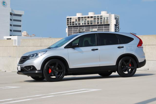 photo 5 Honda CR-V custom wheels Ruff Racing R956 20x8.5, ET +35, tire size 245/45 R20. x ET