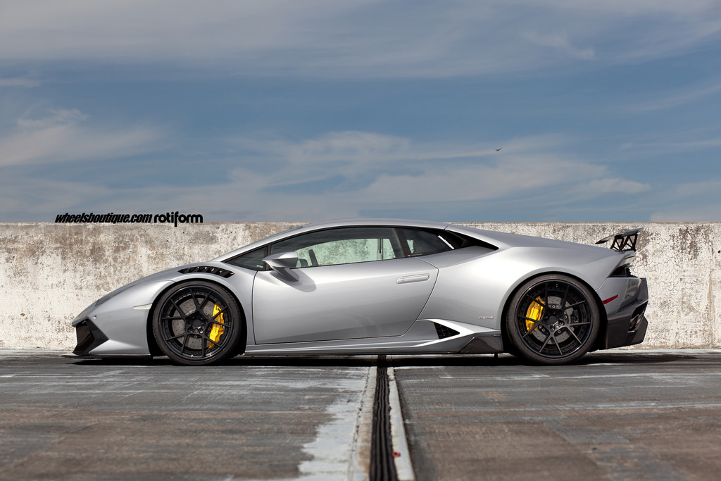 photo 5 Lamborghini Huracan custom wheels ADV 5.0 MV2 CS 20x9.0, ET , tire size 245/30 R20. 21x12.5 ET 325/25 R21