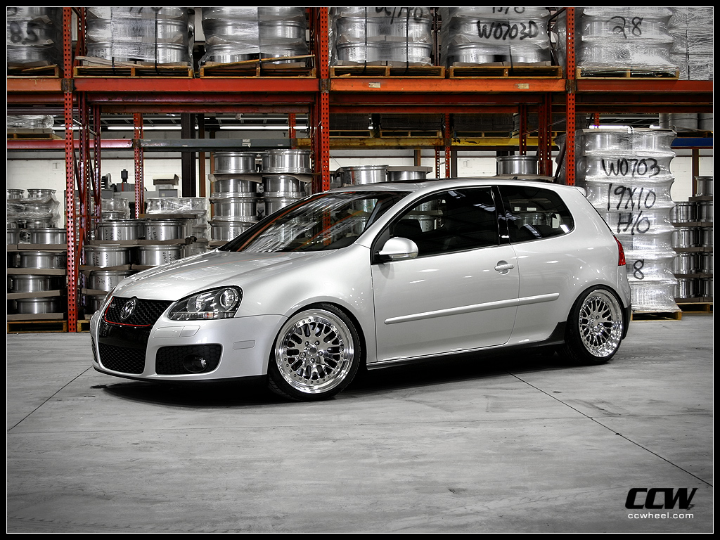 photo 1 Volkswagen Rabbit custom wheels CCW Classic 18x8.5, ET +38, tire size 215/40 R18. 18x9.5 ET+44 225/40 R18