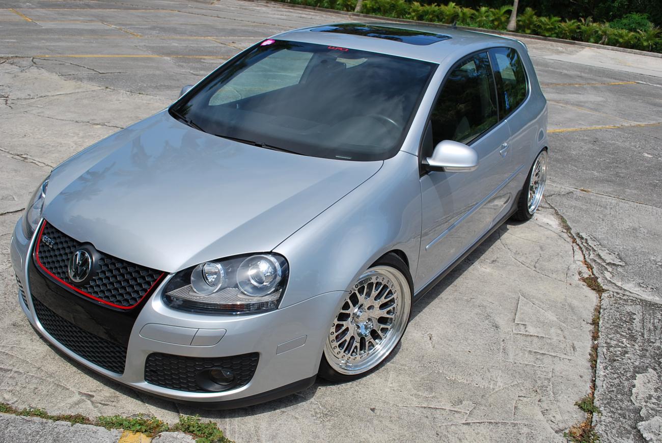 photo 6 Volkswagen Rabbit custom wheels CCW Classic 18x8.5, ET +38, tire size 215/40 R18. 18x9.5 ET+44 225/40 R18