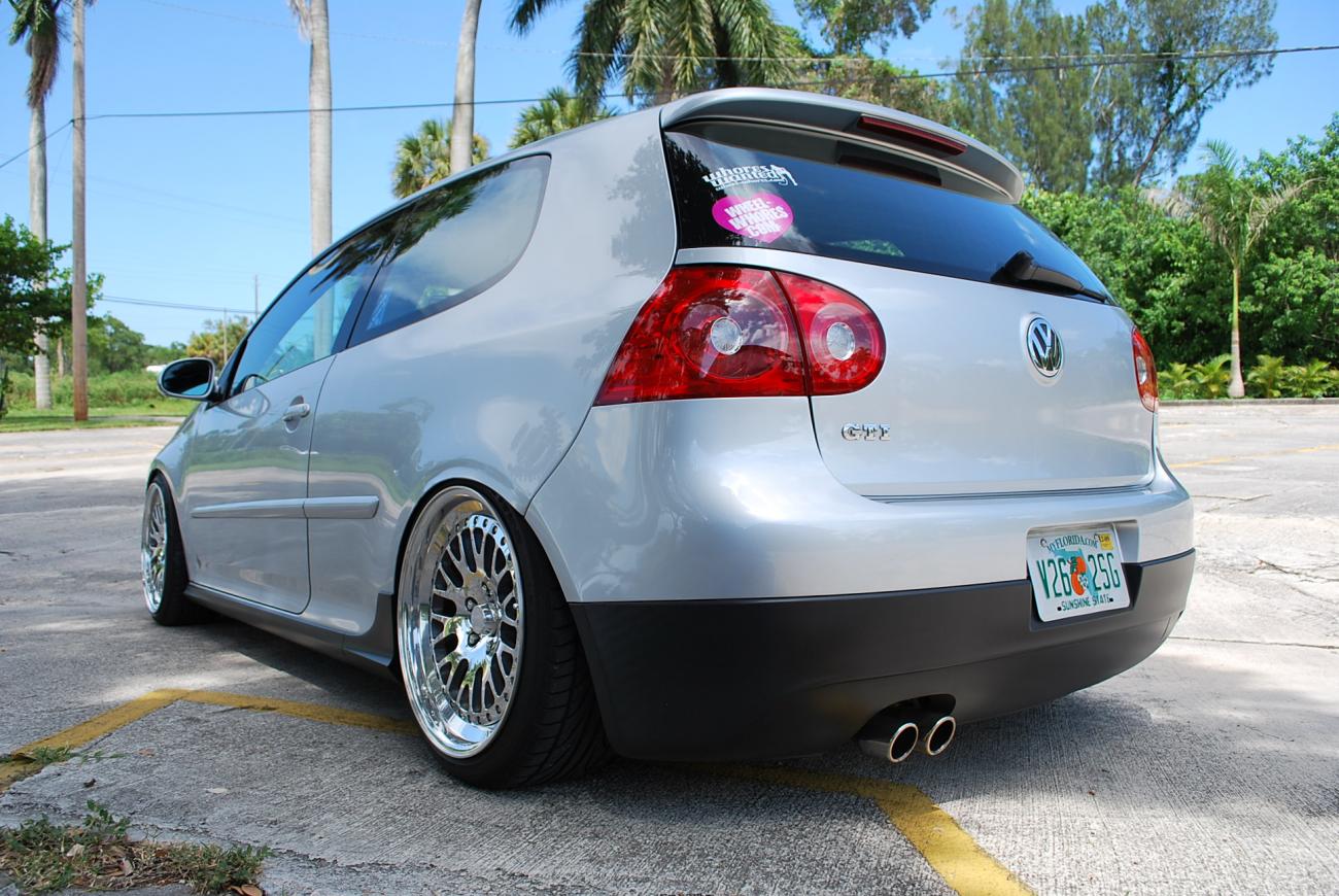 photo 7 Volkswagen Rabbit custom wheels CCW Classic 18x8.5, ET +38, tire size 215/40 R18. 18x9.5 ET+44 225/40 R18