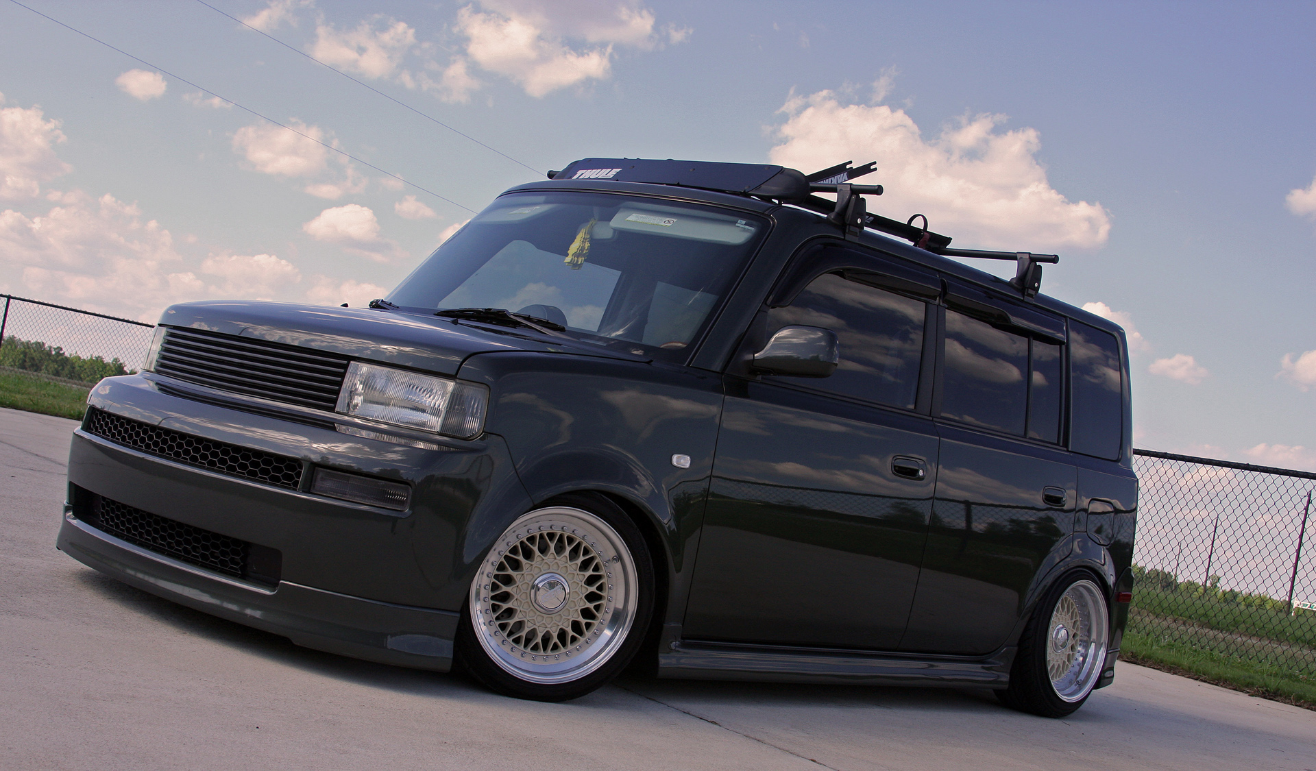 photo 6 Scion xB custom wheels BBS RS 039 16x8.0, ET +24, tire size 195/40 R16. 16x9.0 ET+12 195/45 R16