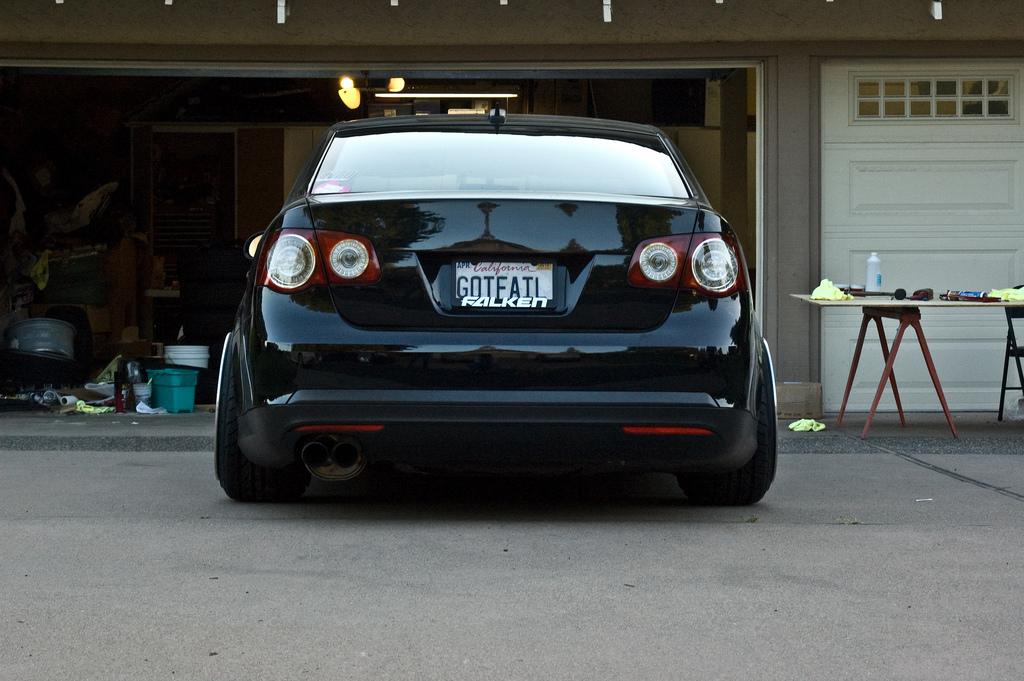 photo 3 Volkswagen Jetta custom wheels   18x9.5, ET +24, tire size 205/40 R18. 18x11.0 ET+20 225/40 R18