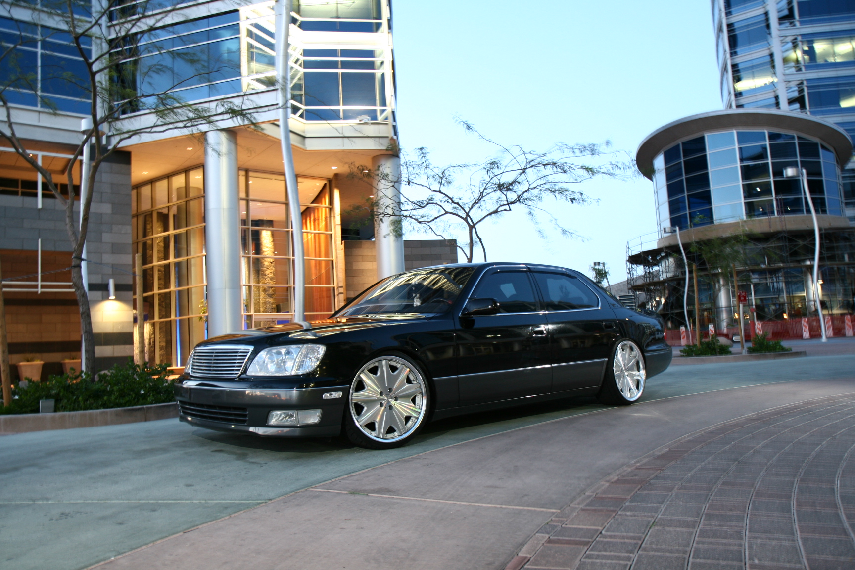 photo 3 Lexus LS 400 custom wheels Work Varianza D3S 20x9.0, ET +23, tire size 235/30 R20. 20x10.0 ET+15 245/30 R20