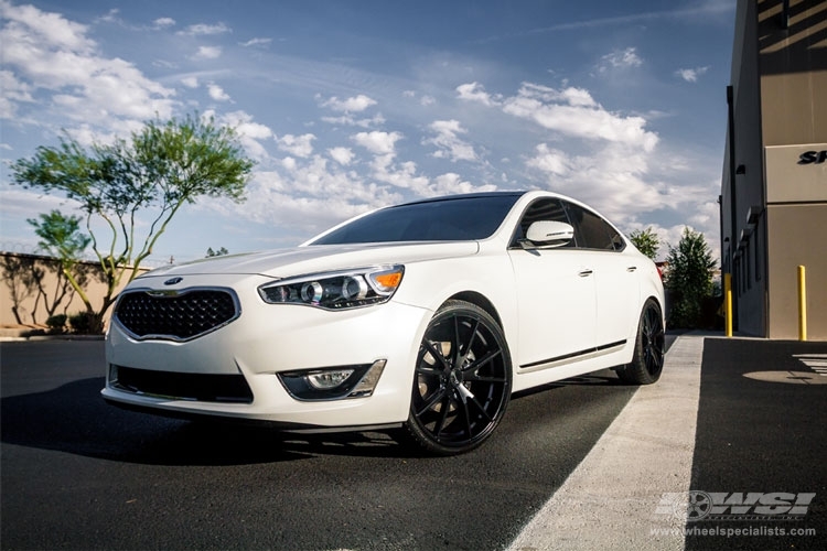 photo 1 Kia Cadenza custom wheels Gianelle Davalu 22x, ET , tire size X R22. x ET 