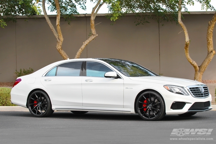 photo 1 Mercedes-Benz S-Class custom wheels Vossen CVT 22x, ET , tire size X R22. x ET