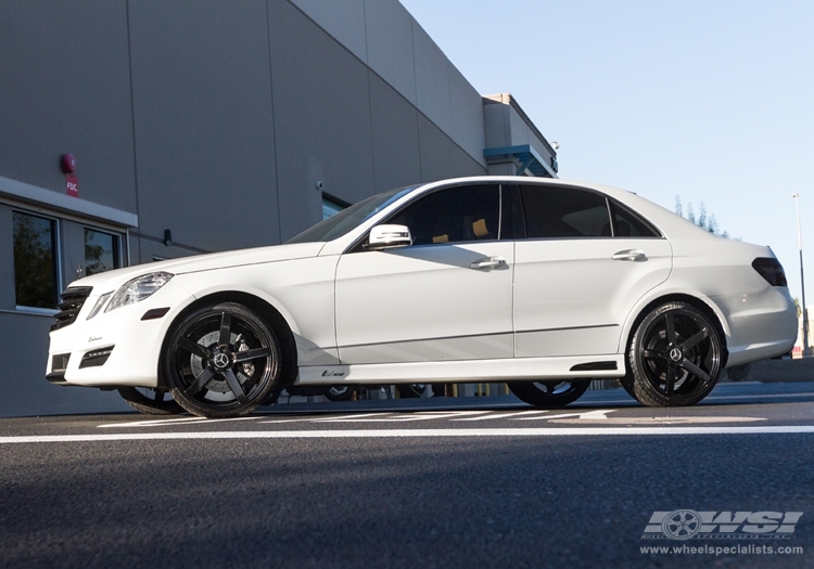 photo 1 Mercedes-Benz E-Class custom wheels Vossen CV3 20x, ET , tire size X R20. x ET 