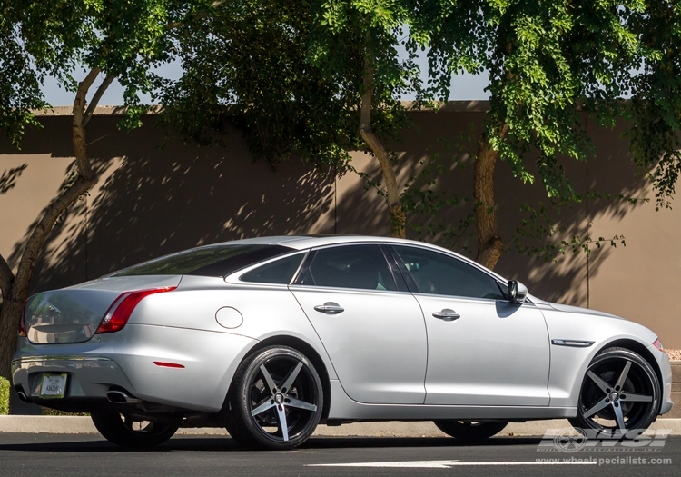 photo 1 Jaguar XJ custom wheels Lexani R-4 20x, ET , tire size X R20. x ET