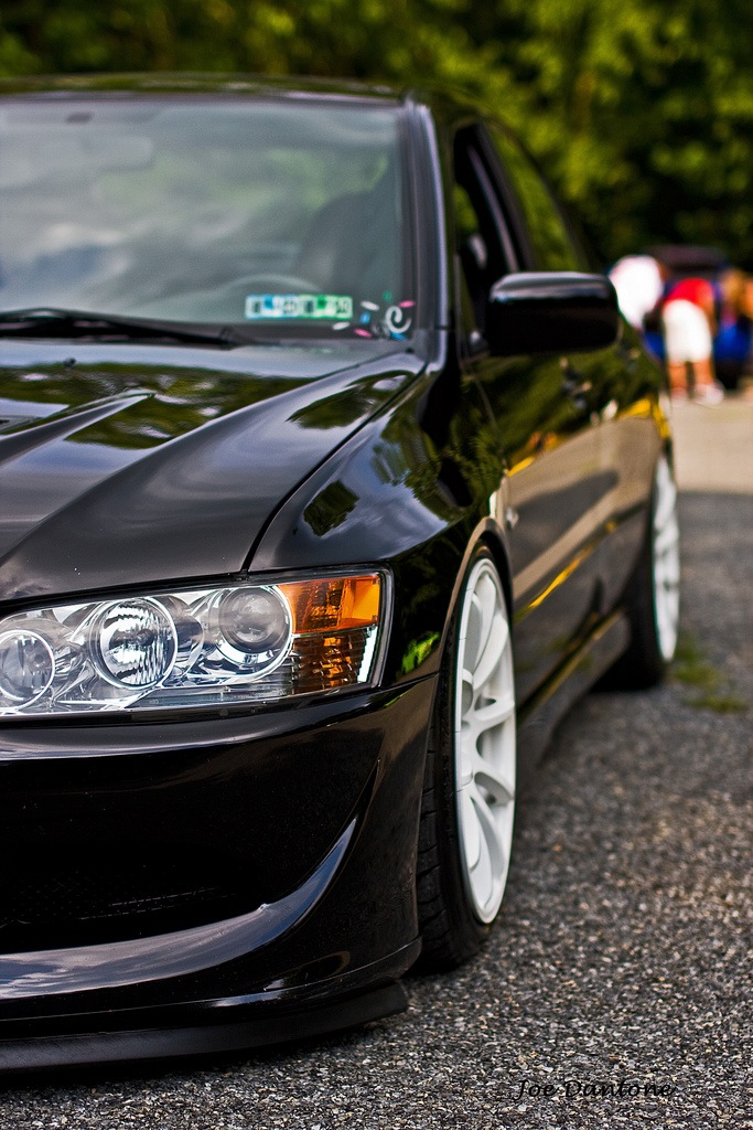 photo 1 Mitsubishi Lancer Evolution custom wheels Rota  G forces 18x9.0, ET +10, tire size 225/40 R18. 18x9.0 ET+20 225/40 R18