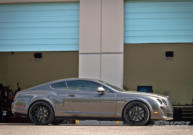 photo 1 Bentley Continental Supersports custom wheels Savini Cast BS-2 22x, ET , tire size X R22. x ET 