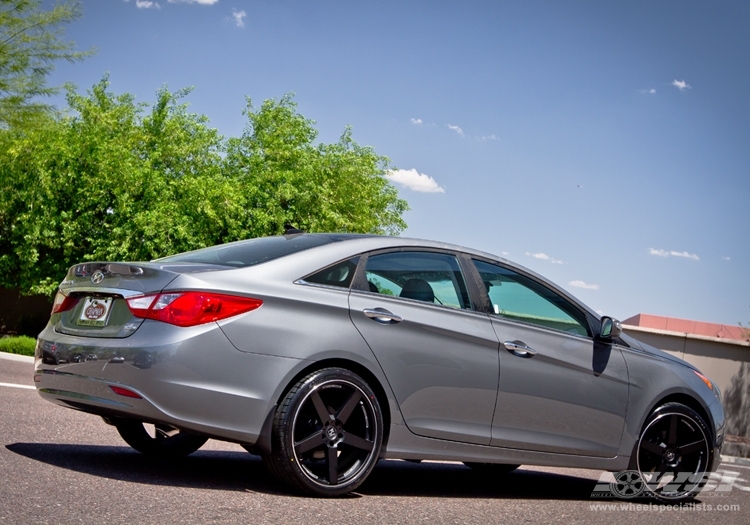 photo 1 Hyundai Sonata custom wheels Koko Kuture Sardinia-5 20x, ET , tire size X R20. x ET 