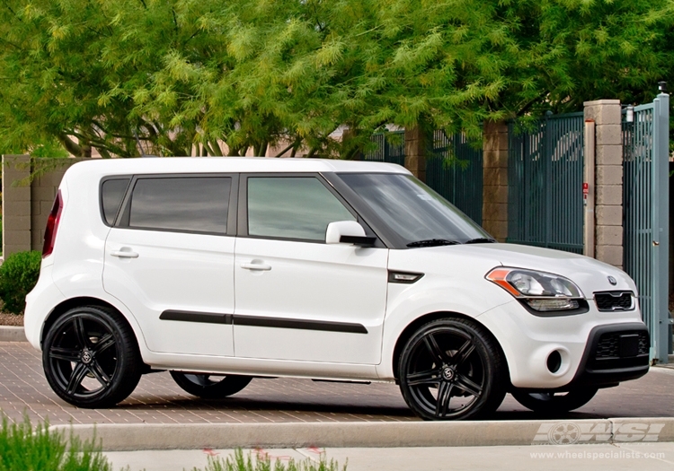 photo 1 Kia Soul custom wheels Giovanna Marbella 18x, ET , tire size X R18. x ET 