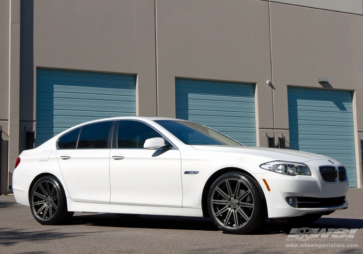 photo 1 BMW 535 custom wheels Vossen CV4 20x, ET , tire size X R20. x ET 