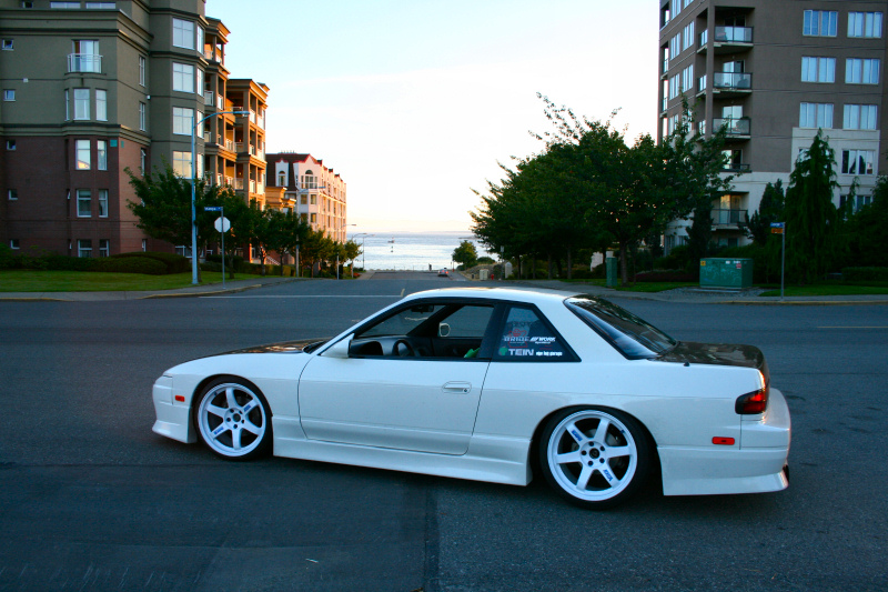 photo 4 Nissan S13 custom wheels Rays Engineering Volk Racing TE37 18x9.5, ET +9, tire size 225/35 R18. x ET 225/40 R