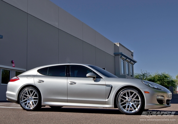 photo 1 Porsche Panamera custom wheels Giovanna Yerevan 22x, ET , tire size X R22. x ET 
