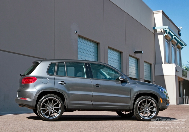 photo 1 Volkswagen Tiguan custom wheels Giovanna Lindos 20x, ET , tire size X R20. x ET 