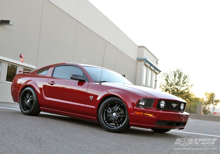 photo 1 Ford Mustang custom wheels Giovanna Cuomo 20x, ET , tire size X R20. x ET