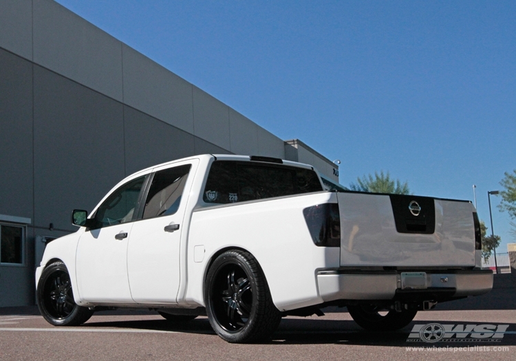 photo 1 Nissan Titan custom wheels MKW M105 22x, ET , tire size X R22. x ET 