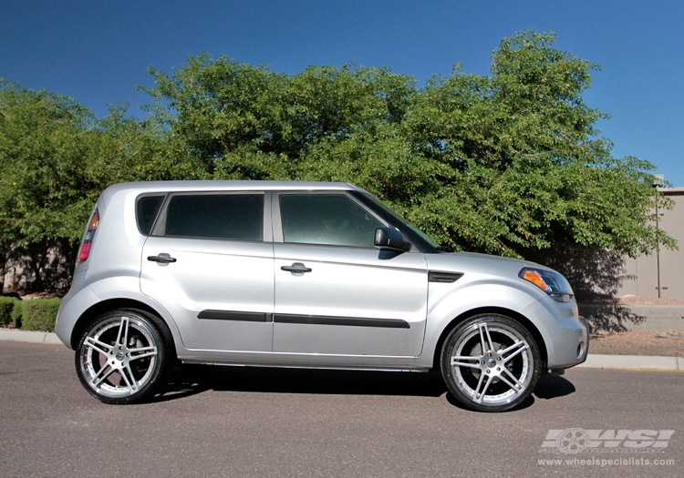 photo 1 Kia Soul custom wheels 19x, ET , tire size X R19. x ET