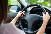 What determines the size of the steering wheel in cars?
